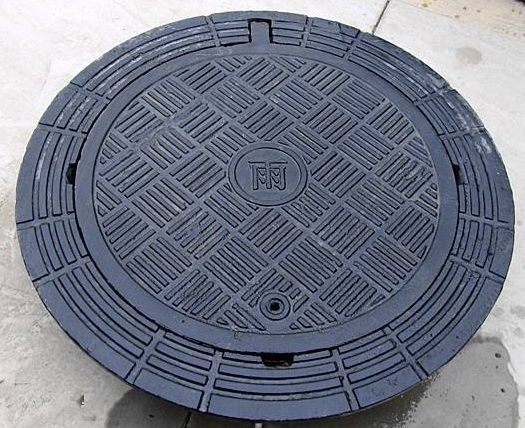 Self-Leveling Manhole Covers.jpg