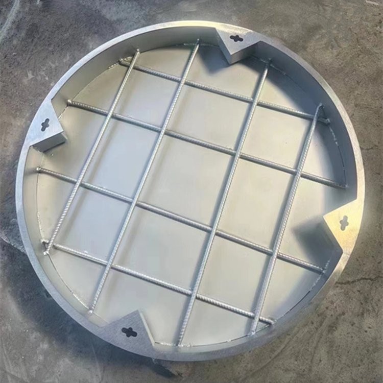 Stainless steel circular manhole cover